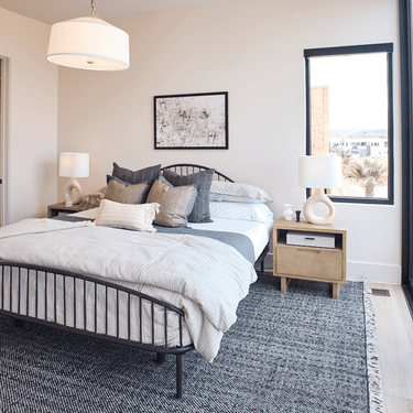 Mindy I Table Lamp
